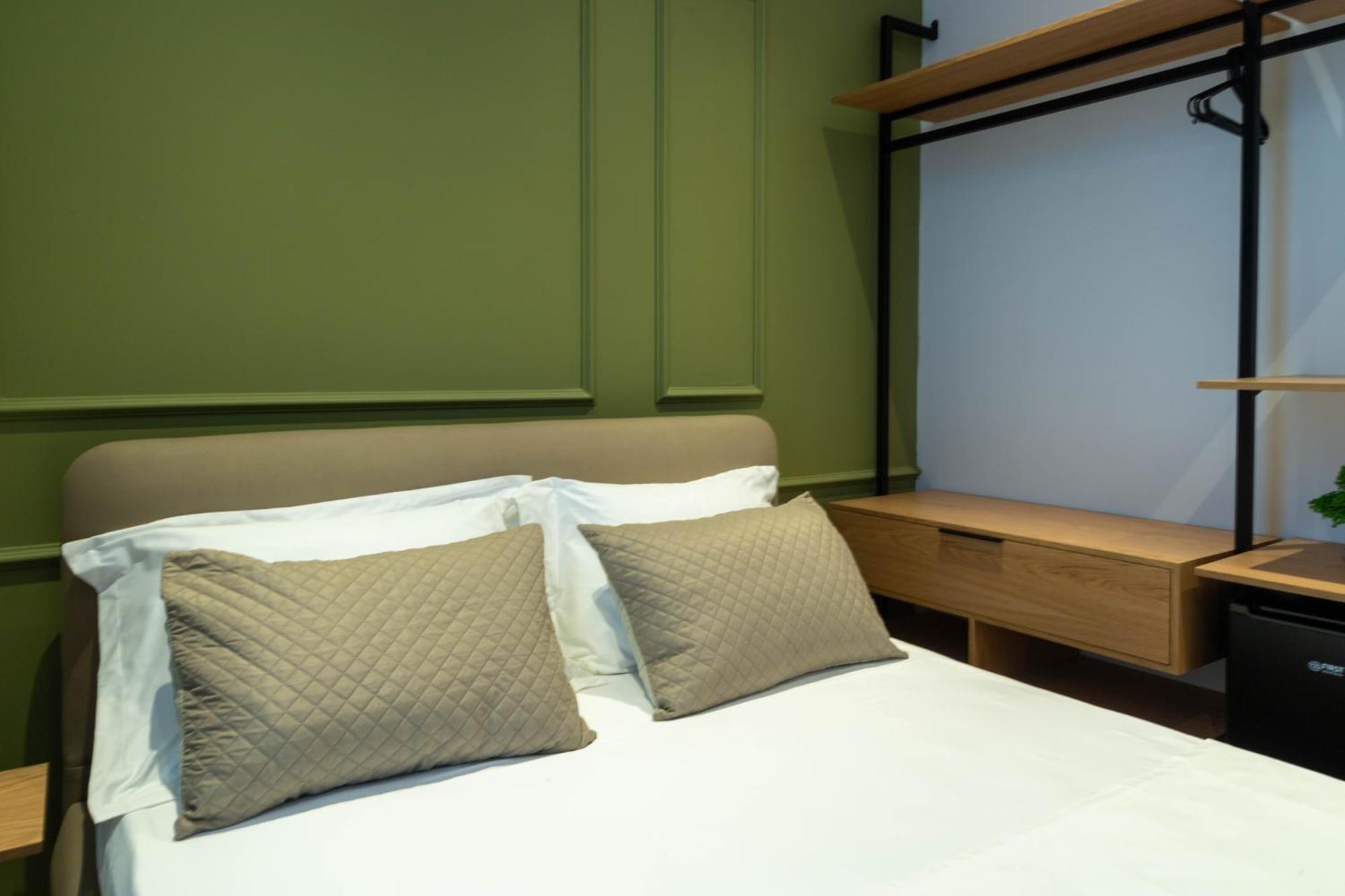 Amau Beach Rooms ドゥラス エクステリア 写真