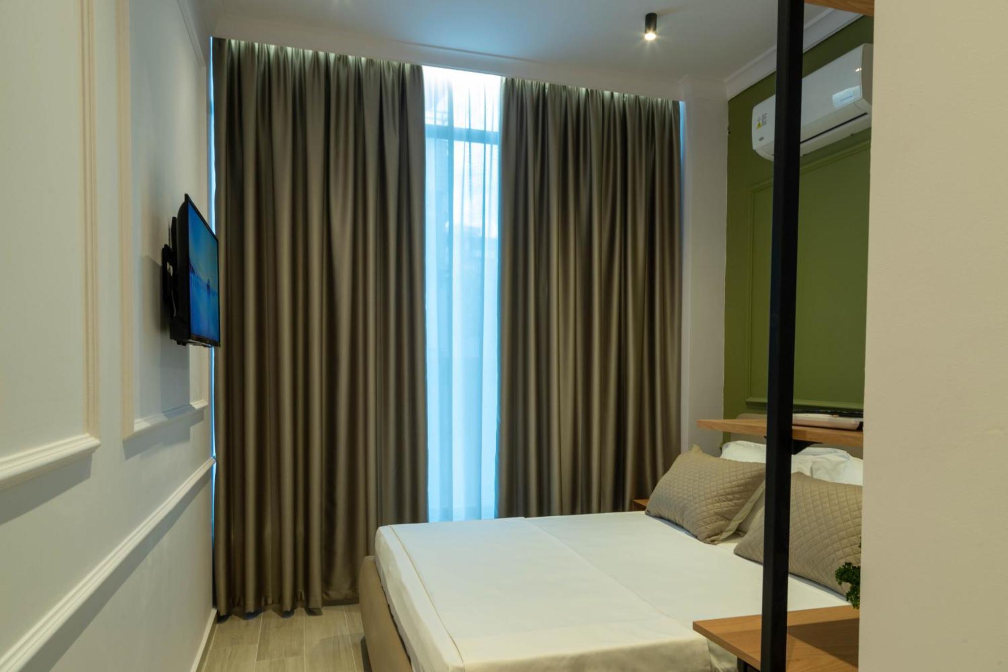 Amau Beach Rooms ドゥラス エクステリア 写真