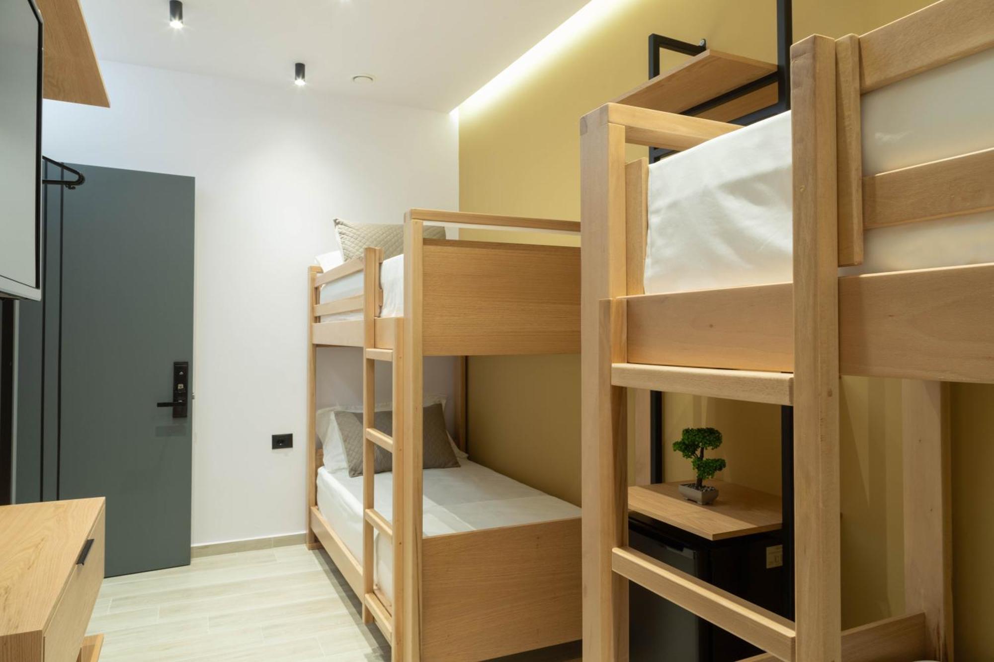 Amau Beach Rooms ドゥラス エクステリア 写真